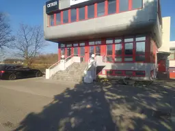 Maklerfrei 20m2 und 27m2 Büro - inkl. Parkplatz
