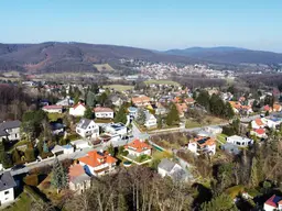 DB IMMOBILIEN | Sonniges Baugrundstück in ruhiger Waldrandlage !