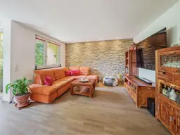 TOP GEPFLEGTE 2/3-ZIMMER-WOHNUNG MIT LOGGIA IN LIEFERING