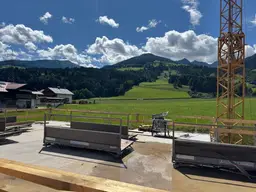 Wohnen und Vermieten: Das perfekte Wohnbauprojekt für Familien und Gäste. Möglichkeit zum Ausbau einer Galerie .