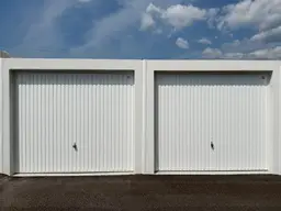Doppelgarage mit 33,56 m², Schwingtor &amp; vielfältiger Nutzung in Liezen zu vermieten !