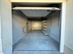 Geräumige Garage in Redfeld zu vermieten!