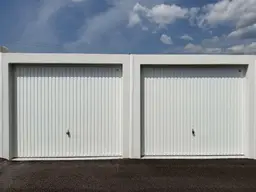 Doppelgarage mit 33,56 m², Schwingtor &amp; vielfältiger Nutzung in Liezen zu vermieten !