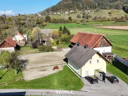 Leben auf dem Land: Modernisiertes Bauernhaus mit Reiterhof und 3.200 m² Grund