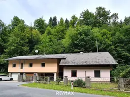 Attraktives Immobilienangebot in Bad Eisenkappel: Zwei sanierungsbedürftige Häuser mit Garten, Garagen und viel Potenzial
