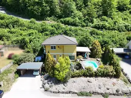 Energieeffizientes Einfamilienhaus in erhöhter Aussichtslage mit Pool