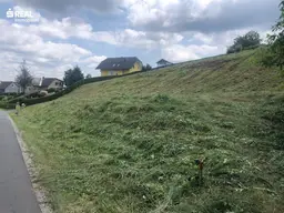 Baugrund und Waldfläche in ruhiger Lage, nahe Graz