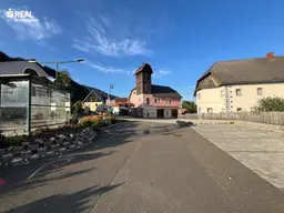 Charmantes Turmcafé mit vielen Möglichkeiten