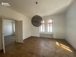Altbau Büro/Atelier in der Elisabethstraße