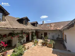 Dreikanthof mit traditionellem Charme