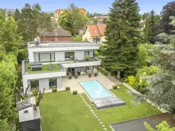 Luxuriöse Designer-Villa zum Soforteinzug