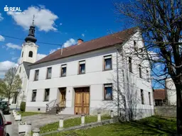 Charmanter, vielseitiger Altbau im ruhigen Dorfzentrum