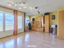 Familien(t)raum mit Bergblick – 4-Zimmer-Dachgeschoßwohnung in sonniger Ruhelage