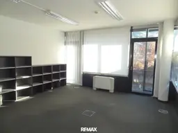 Hervorragende Lage in Schwaz: Zwei moderne Büroflächen im INN-Office mit ca. 124m² und ca. 216m² - einzeln oder gemeinsam anmietbar - gelangen zur Neuvermietung