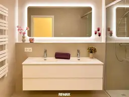 Zeitgemäßer Wohnkomfort: 3-Zimmer-Wohnung mit stilvollen Details!