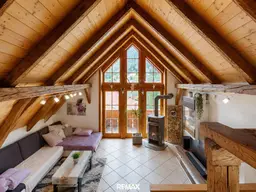 Individuelles Wohnen auf zwei Etagen mit Balkon und Garten in Pfunds!