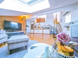 Charmante Maisonette-Wohnung in idyllischer Lage am Dorfplatz von Natters – perfekt für Pärchen und junge Familien, die den Dorfcharakter lieben!