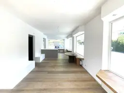 Attraktives 85 qm2 Geschäftslokal/Büro in guter Lage mit sonniger Aussenfläche