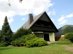 Ansprechendes Landhaus in Puchberg am Schneeberg mit großem, gepflegten Garten!