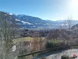 *Leistbares* Hanggrundstück mit toller Aussicht in Stans zu kaufen.
