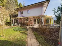 Großzügiges Einfamilienhaus in Niederndorf zu verkaufen