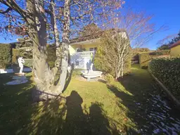 LANZENDORF BEI WIEN+ Repräsentatives Einfamilienhaus in BESTER LAGE mit Wellness-Oase &amp; Doppelgarage+ TOPLAGE MIT FERNBLICK + 145m² TAGESLICHT WOHNKELLER+