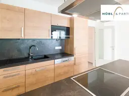 2 Zimmer Wohnung mit Balkon, Einbauküche und Fußbodenheizung | elektrische Außenbeschattung