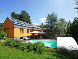 Familienparadies mit Pool und Wellnessbereich in idyllischer Zentrumslage
