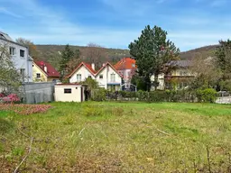 Breitenfurt Ost: Sonniges Eckgrundstück im Ortskern - Aufschließung bezahlt!