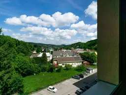 3-Zimmer-Miete mit grünem Fernblick im Stadtzentrum von Pressbaum