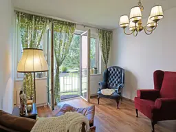 Barrierefreie 3-Zimmerwohnung mit wunderschönem Blick in den gepflegten Allgemeingarten in Purkersdorf