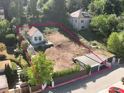 Attraktives Grundstück mit Abbruchhäuschen in idyllischer Heimbautal-Lage