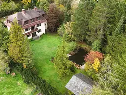 Prächtiges Landhaus mit Potenzial im Pressbaumer Zentrum - Grundstück teilbar!