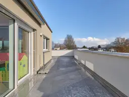 Modernes, lichtdurchflutetes Penthouse in exklusiver Kleinwohnanlage