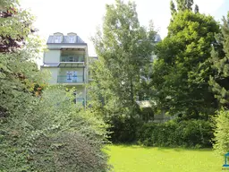Maisonette mit Balkon &amp; direktem Blick in den Stadtpark - inklusive einem Tiefgaragenparkplatz