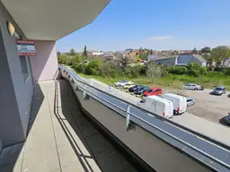 Geförderte Genossenschaftswohnung im 2. Liftstock mit Loggia &amp; Tiefgaragenparkplatz (Top 14)