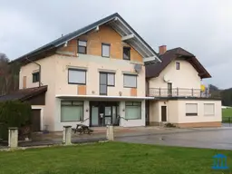 Wohnhaus sowie Geschäftslokal mit Maisonette-Wohnung in der Kurgemeinde Bad Schönau