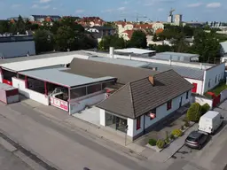 Betriebsobjekt / "Bauhof" mit Büro