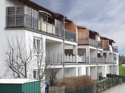 Wieselburg. 3-Zimmer Eigentumswohnung mit großem Balkon und Abstellplatz.