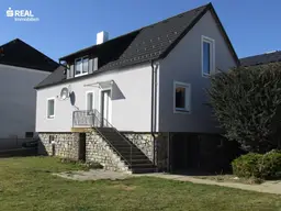 Modernisiertes Stadthaus mit Garten und toller Aussicht