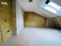 Kleine Wohnung im Dachgeschoss