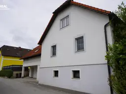 Modernisiertes Traumhaus mit schönem Garten