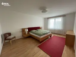 Geräumige Obergeschosswohnung mit Hauscharakter, Garten und Keller
