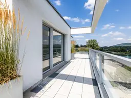 Donaujuwel – Penthouse mit Panorama und privatem Wasserzugang