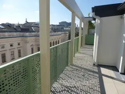 Best-in-class penthouse, wonderful view on Palais Liechtenstein and Viennese Woods, 2 terraces with 50 m²