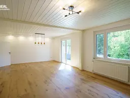 Perfekt renovierte 111m² Eigentumswohnung mit Gartenterrasse und Gartennutzung sowie eigener Garage!