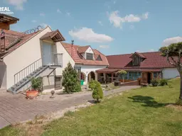 Vierkanthof wie aus dem Bilderbuch