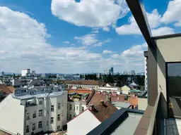 NACHMIETER gesucht: Top Dachgeschosswohnung mit Weitblick