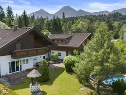 Rarität am Faaker See, Einfamilienhaus mit separatem Gästehaus und Seezugang