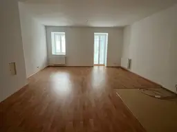 Wunderschöne 3 Zimmer-Altbauwohnung im Zentrum Balkon und Miete-Kaufoption